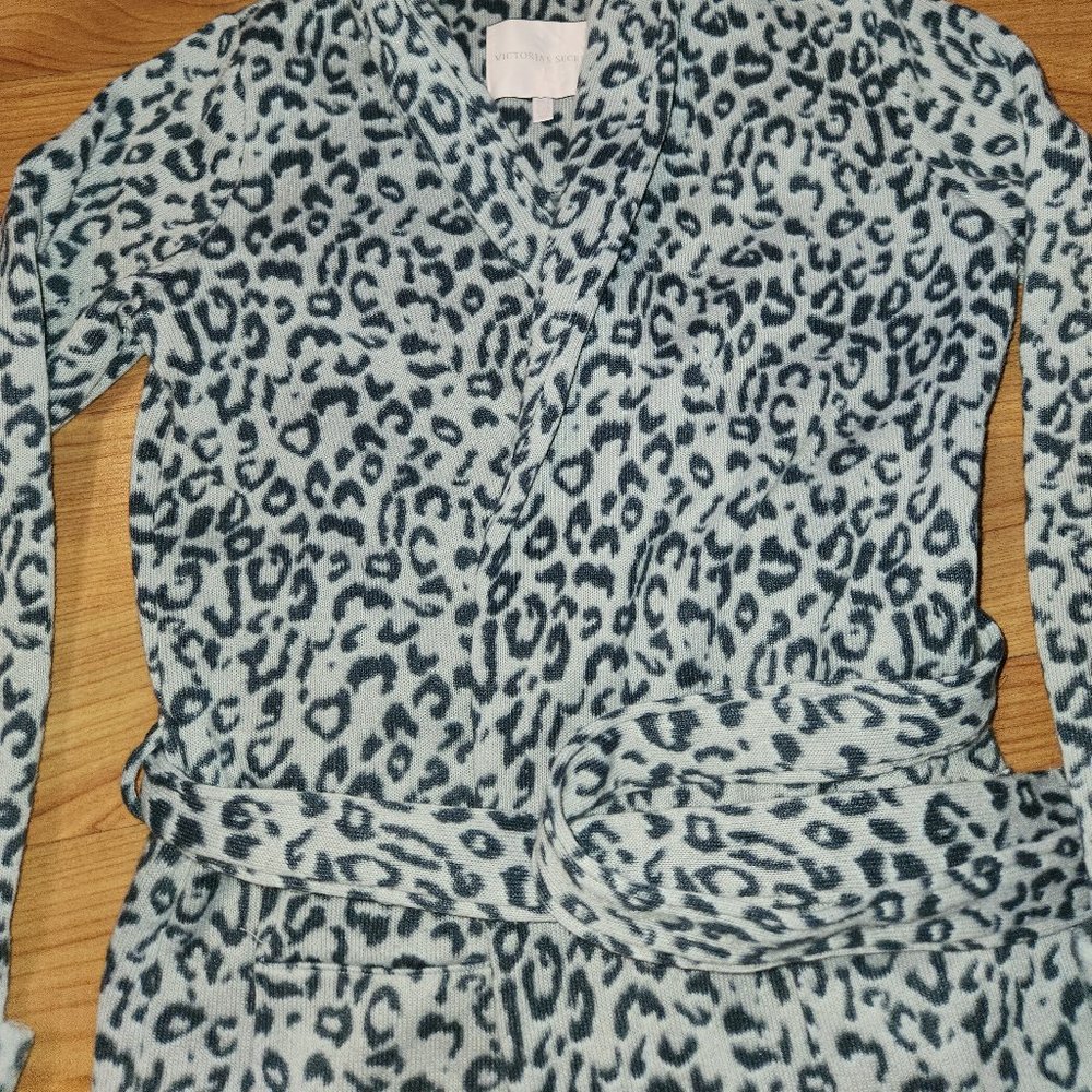 Victoria’s Secret Women’s Robe Sz S || Leopard Animal Print || Like New! - Picture 16 of 16